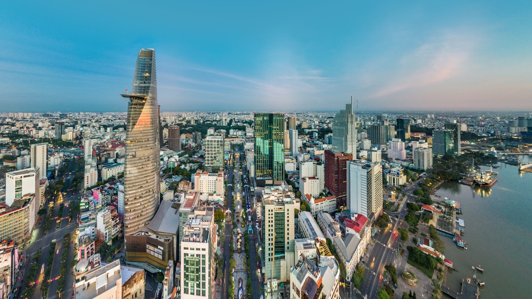 Giao dịch hợp đồng tương lai VN30, VN100 tăng mạnh trong tháng 7/2026